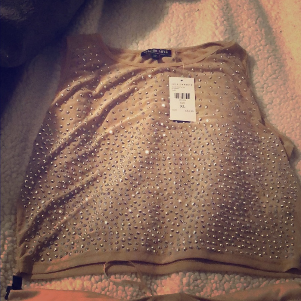 Nude stone set
